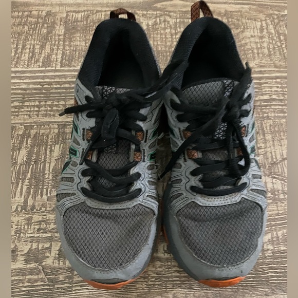 ASICS gel venture 7 size 2.5 boy - Picture 2 of 6